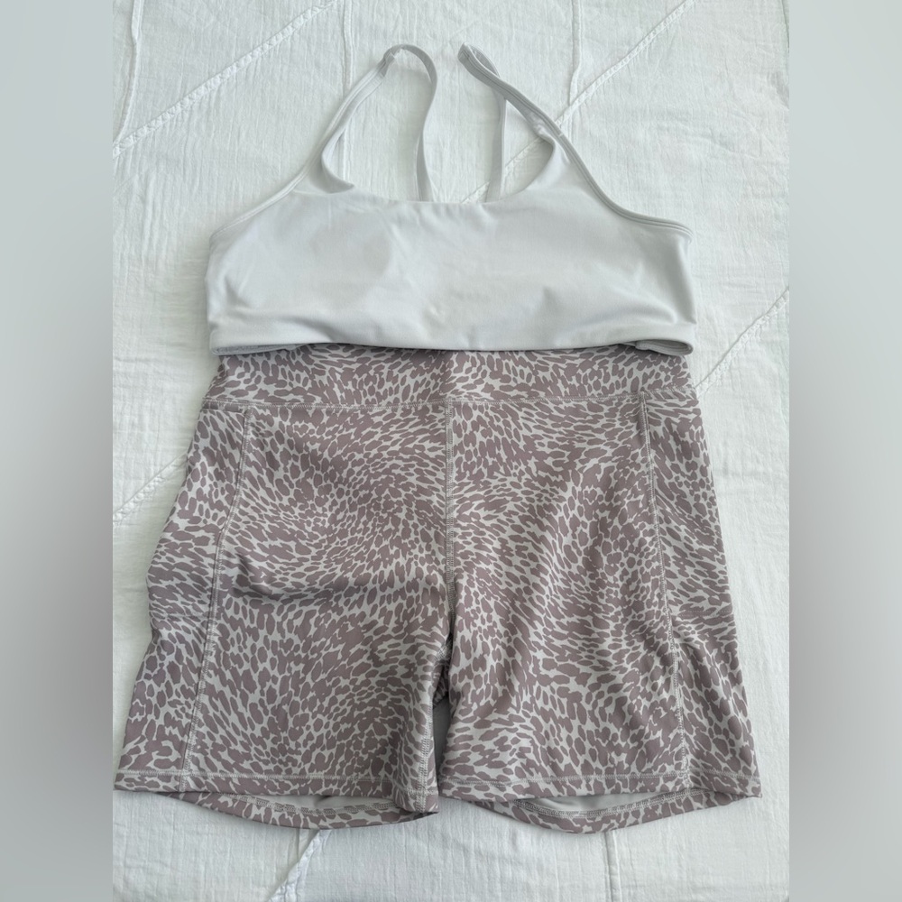 Vuori set
